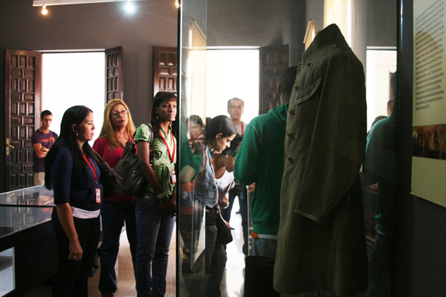 Trabajadores del MPPPST visitan casa natal del Libertador y Museo Bolivariano
