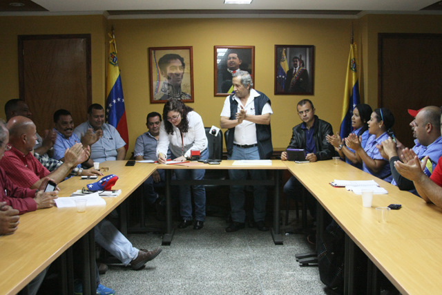 MPPPST recibe solicitud de trabajadores de Empresas Polar
