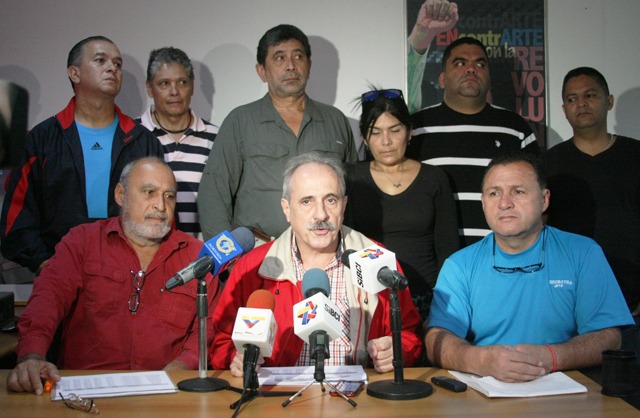 Experta: La guerra psicológica busca alterar el orden social y político