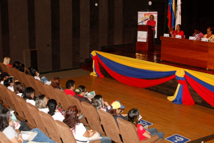 Mujeres del MPPPST y sus entes adscritos celebran 1er Encuentro de Trabajadoras por la victoria perfecta