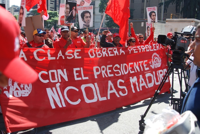 Trabajadores petroleros marchan en respaldo a la nueva convención colectiva 2015-2017