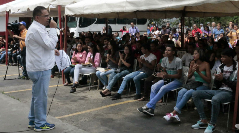Inces integra a 300 jóvenes al Programa Nacional de Aprendizaje