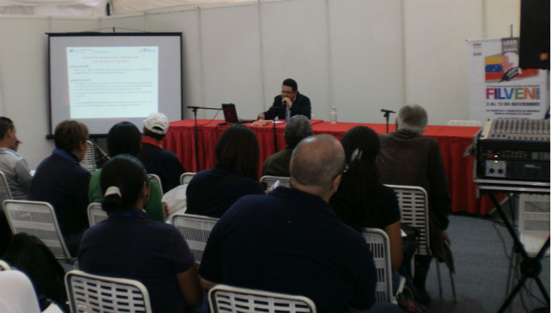 MPPPST explica derechos laborales de los trabajadores y trabajadoras  en conversatorio de la FILVEN