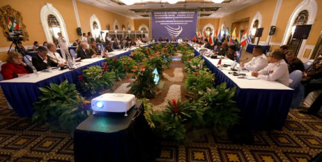 Venezuela propone construir una zona de paz en la región suramericana