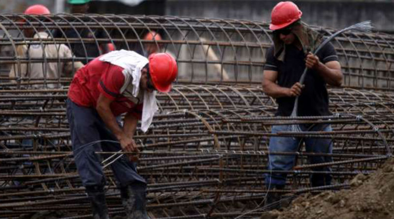 Aumento salarial ha sido una política consecuente de la Revolución por la protección social