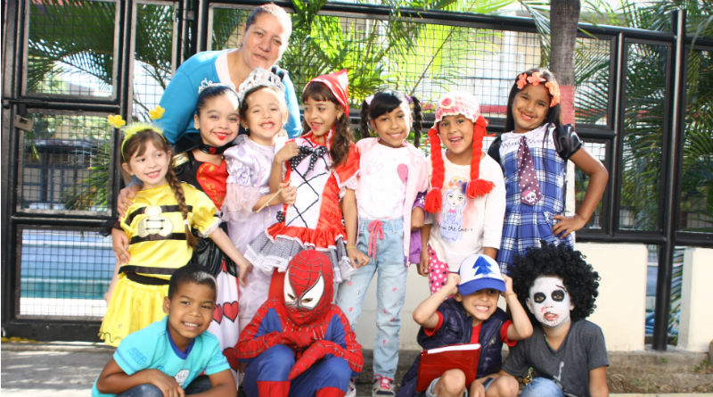 Guardería del MPPPST celebra sus  carnavales 2017