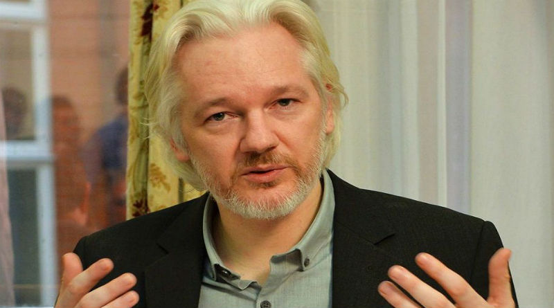 Julian Assange: Las virtudes de Chávez sacudieron la tierra
