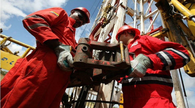 Trabajadores de Pdvsa entregaron proyecto de convención colectiva