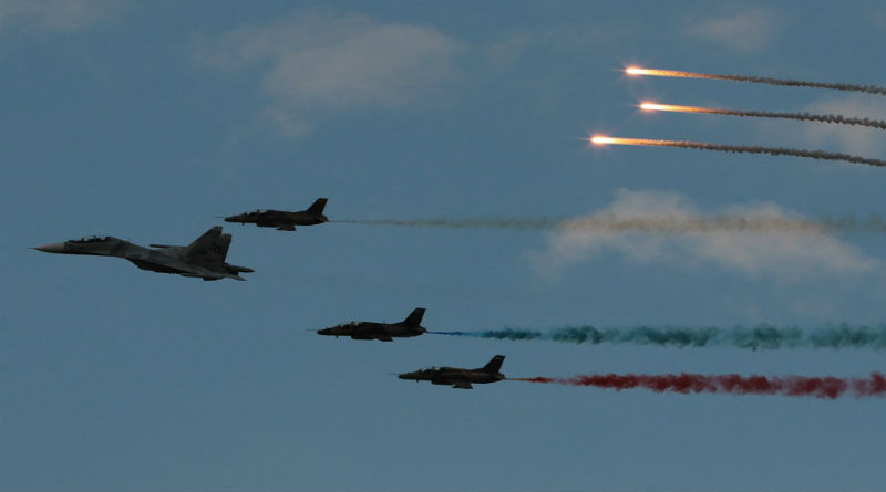 1.614 combatientes engalanaron desfile por aniversario de la Aviación Bolivariana