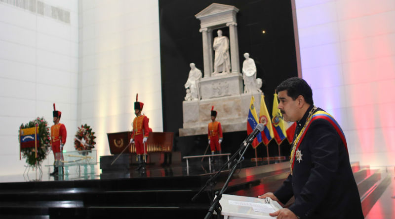 Maduro: Chávez rescató al Bolívar vivo, cuyos ideales permitió el nacimiento de nuestra República