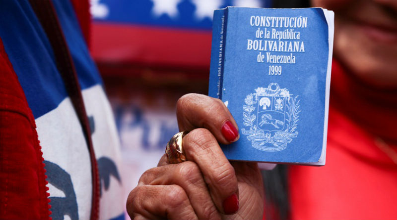 Presidente Maduro celebra 18 años de la proclamación de la Constitución