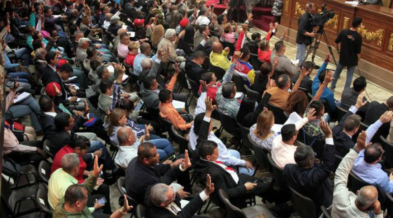 Constituyentes juramentan este jueves y viernes a alcaldes en todo el país