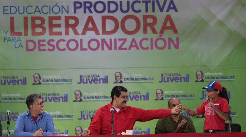 Presidente Maduro participa en encuentro nacional con docentes de la Patria
