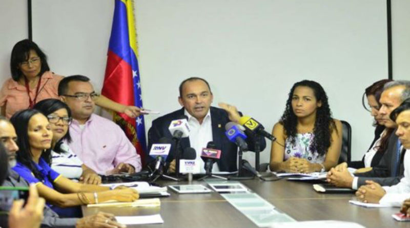 Torrealba: Aumento de salario está respaldado por la ANC