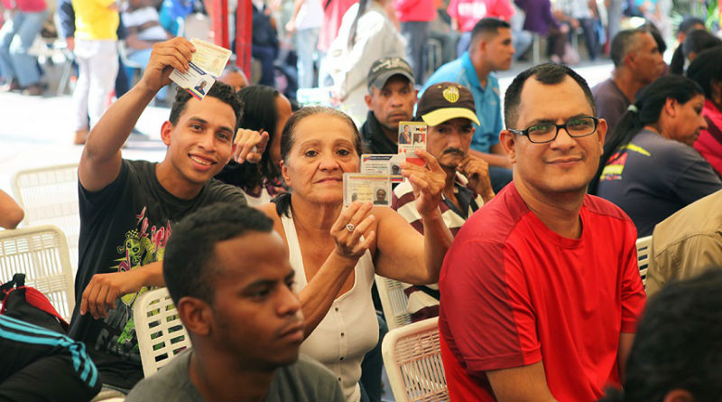Más de 335 mil militantes del Psuv ya tienen su carnet