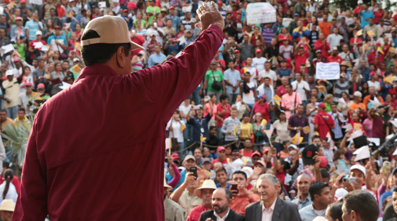 Maduro aprobó lista para naturalizar a 10 mil colombianos