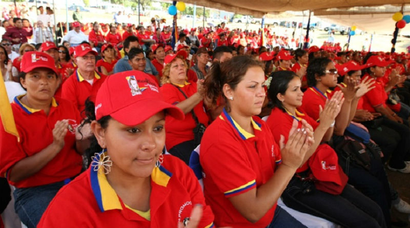 EFEMÉRIDES | 31 de mayo 2005: Graduación de la Primera Cohorte de la Misión Ribas