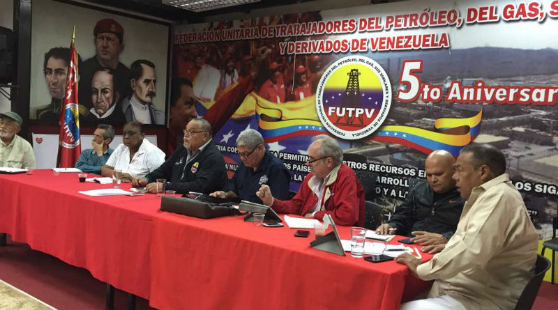 Ministro Piñate se reúne con la junta directiva de la CBST