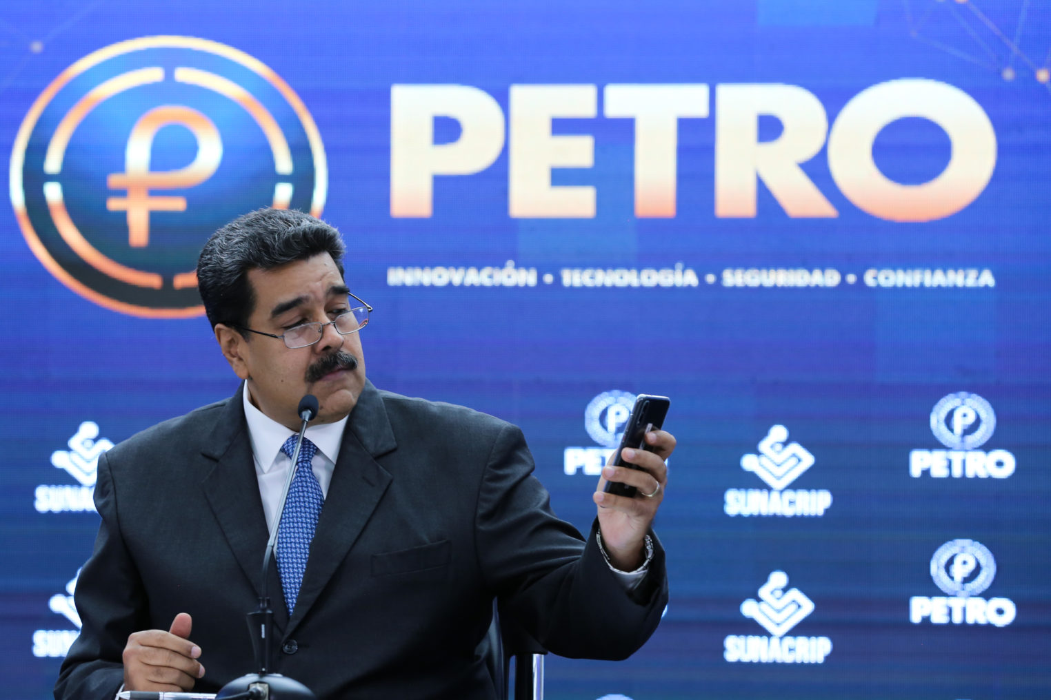 Desde el 5 de noviembre se podrán adquirir Petros con Bolívares Soberanos.
