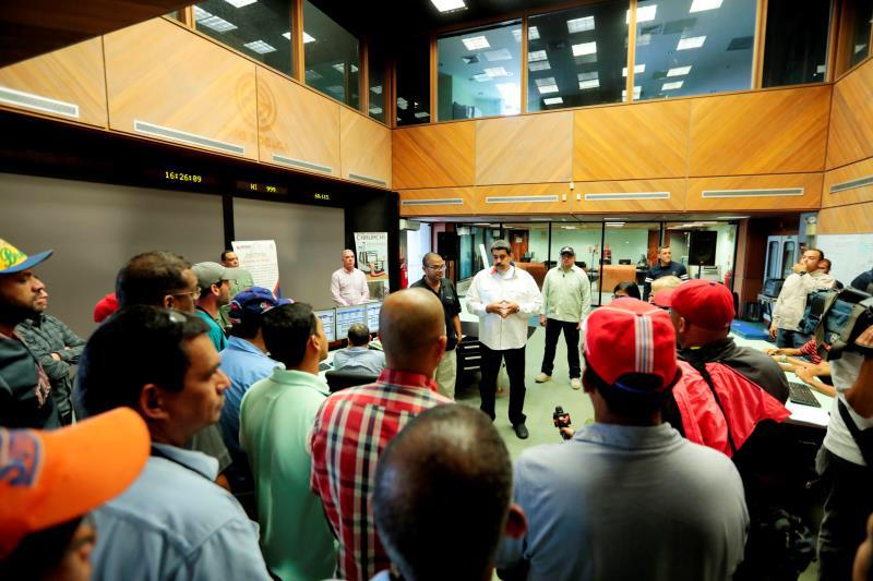 Presidente Maduro felicitó a la Clase Obrera de la industria eléctrica