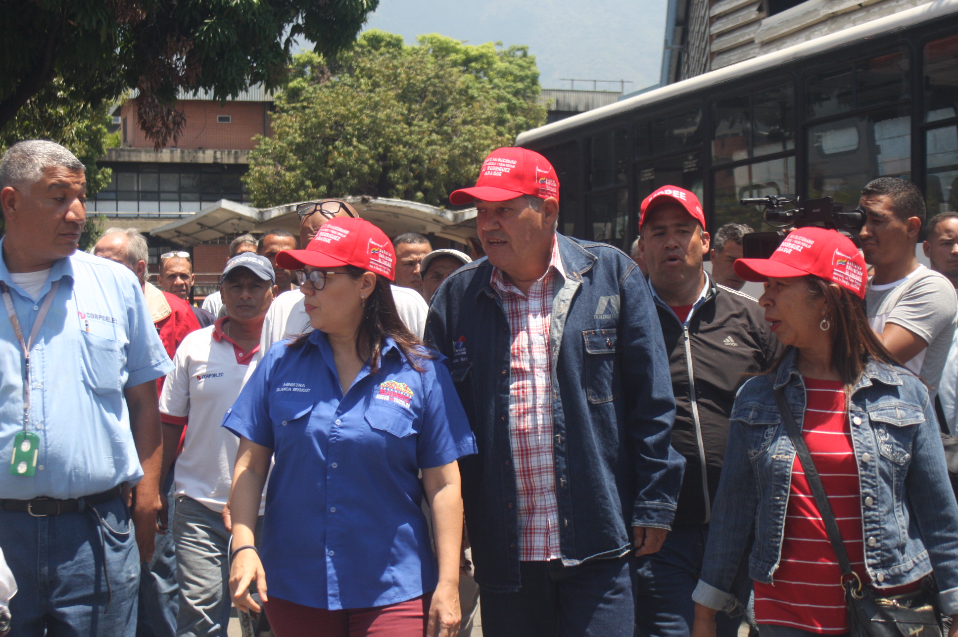 Gobierno Nacional junto a la clase trabajadora realizaron un recorrido por las instalaciones de Corpoelec