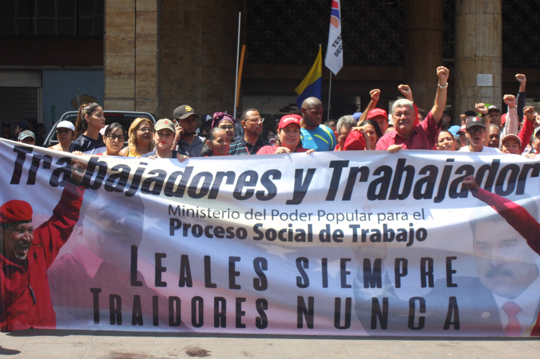 Pueblo trabajador celebró la derrota del golpe eléctrico
