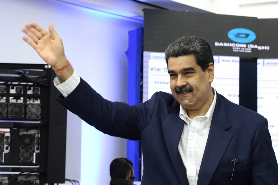 Presidente Maduro aprueba 30 millones de barriles de Petróleo a la SUNACRIP