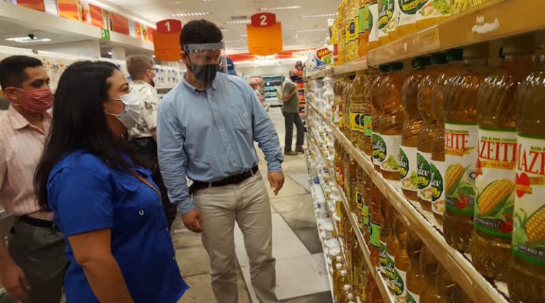 Inspeccionan cadenas de supermercados y farmacias en el Casco Central de Caracas