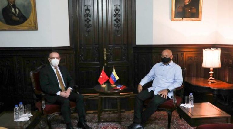 Venezuela y Turquía fortalecen cooperación binacional