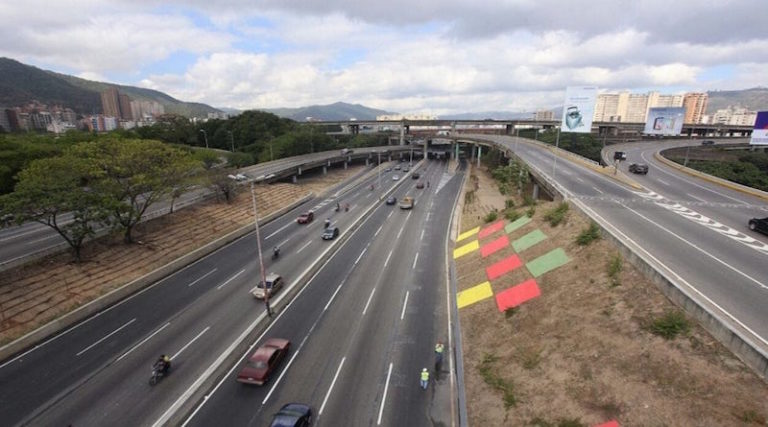 DESCOLONIZACIÓN | Autopista que une a Petare con Caricuao pasa a llamarse “Gran Cacique Guaicaipuro Jefe de Jefes”