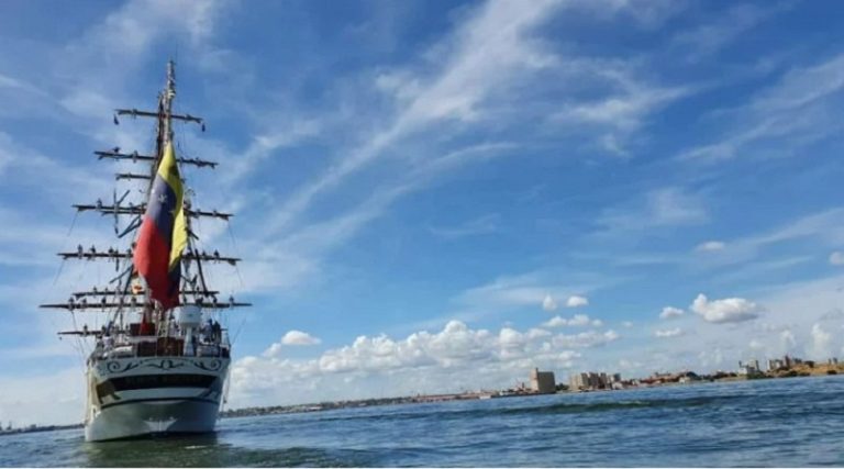Buque Escuela Simón Bolívar permanecerá en aguas del Lago de Maracaibo entre el 15 y 18 de marzo