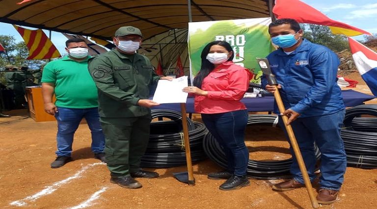 Ministerio de Agricultura Urbana entrega financiamiento a la Academia Militar de la Armada para la producción de alimentos