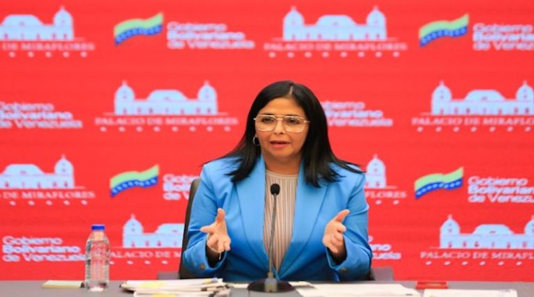 Bloqueo de más de $7 mil millones líquidos de Venezuela en el exterior impulsado por Juan Guaidó impide comprar vacunas contra la COVID-19 para el pueblo