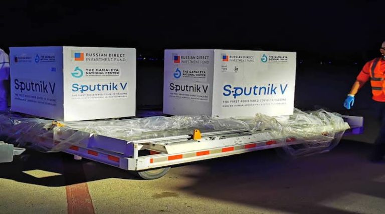 Sexto cargamento | Llegan 50 mil dosis adicionales de la vacuna Sputnik-V al país para la lucha contra la COVID-19