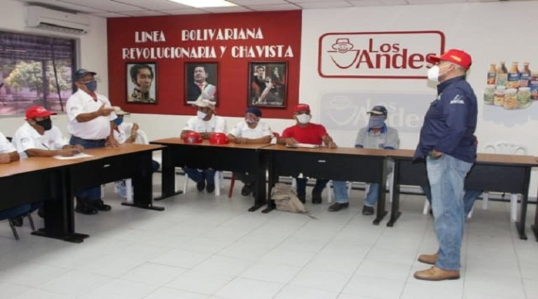 Lácteos Los Andes mantiene expendio y distribución de sus productos en todo el país