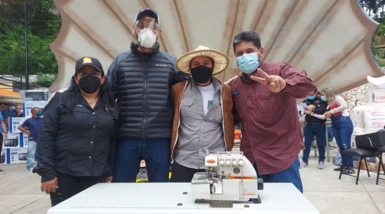 Gobierno Bolivariano entrega créditos a emprendedores para fortalecer la producción en Barquisimeto