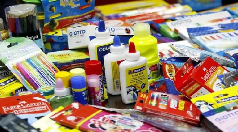 Exoneran de IVA e ISLR las ventas de útiles y uniformes escolares