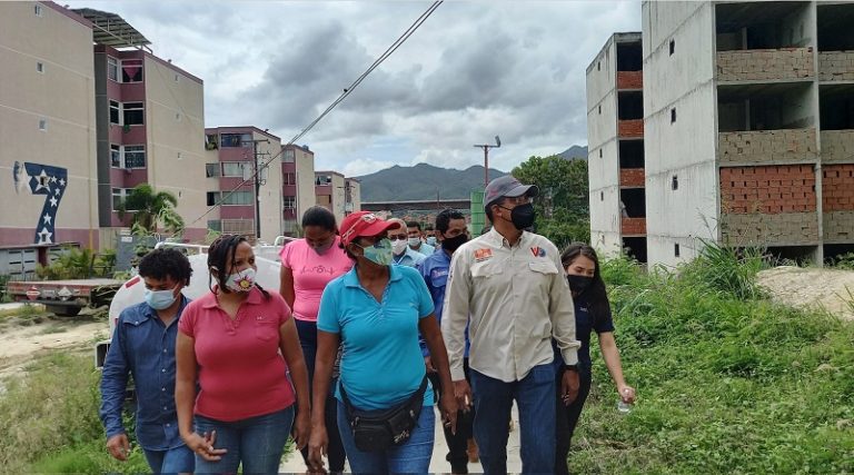 Viviendos Venezolanos continúan autoconstrucción de sus viviendas con apoyo de la GMVV
