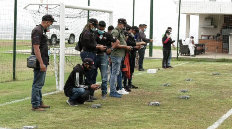 Corpoelec inicia formación de operadores de drones para resguardo del SEN