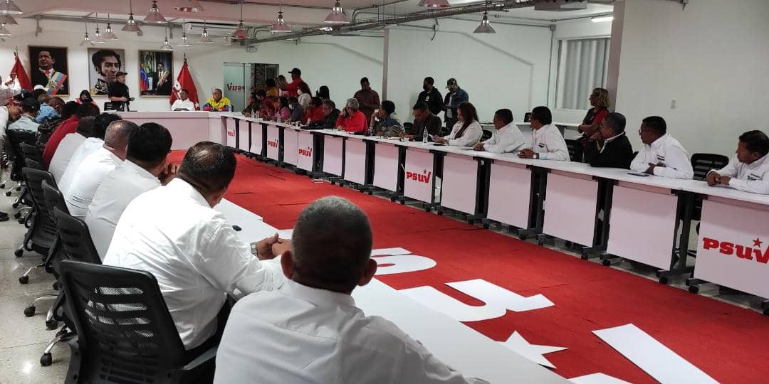 Ministro Torrealba encabezó actividad con SINTRAMONÓMEROS en sede del PSUV