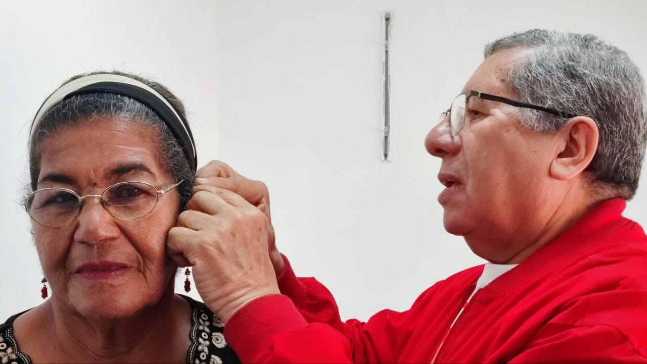 Jornada de Audiometría beneficia a trabajadores y familiares del Ministerio de Trabajo