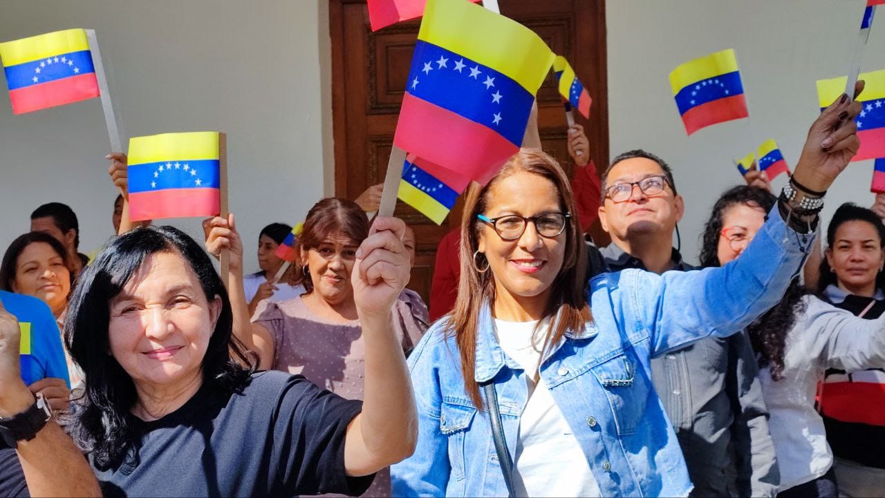Clase obrera acompaña la instalación de la Asamblea Nacional