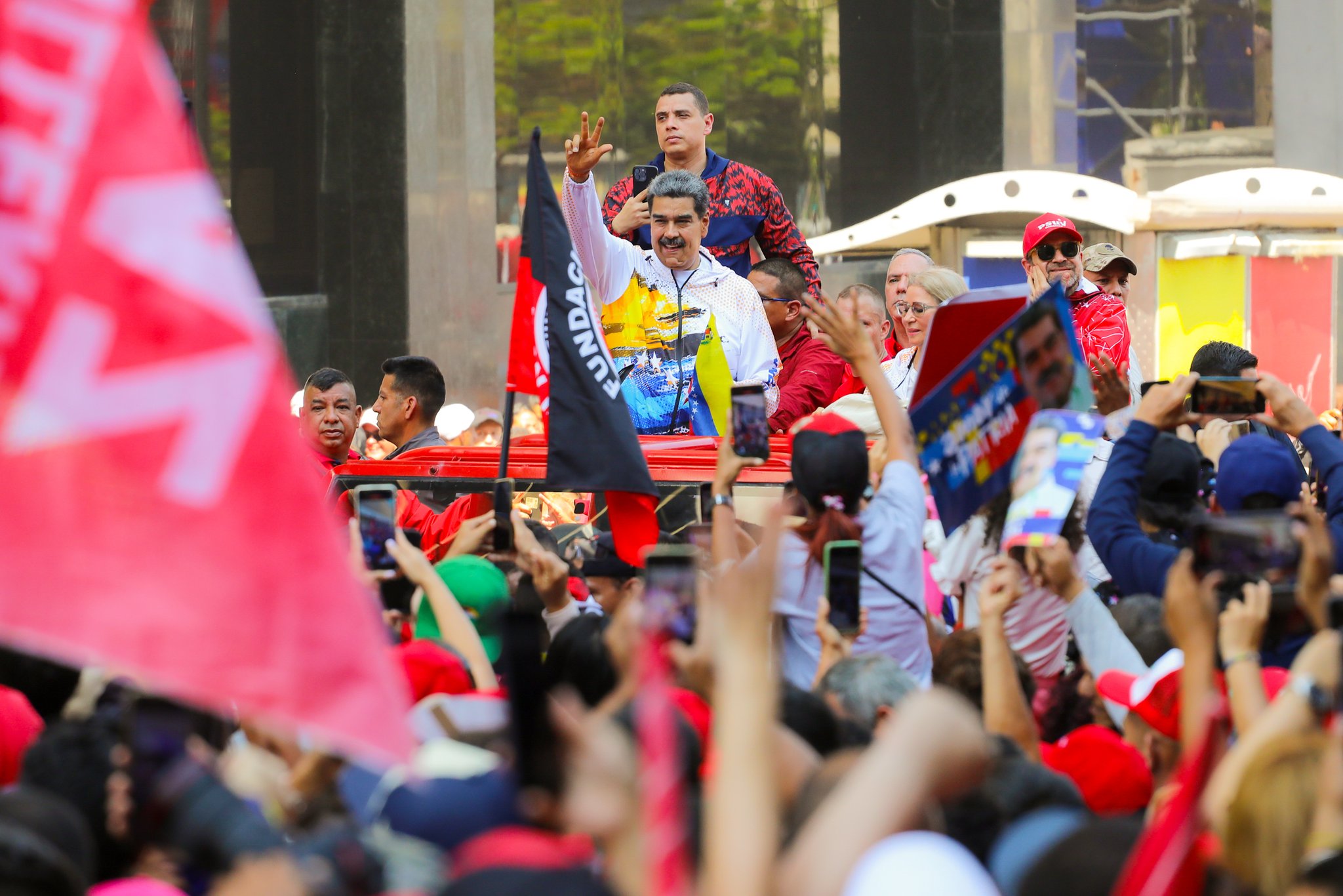 Nicolás Maduro formaliza su candidatura ante el CNE para elecciones del 28 de julio