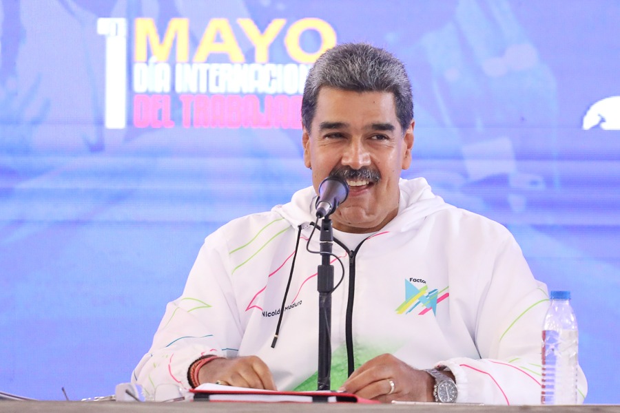 Presidente Maduro realiza aumento del ingreso mínimo integral indexado
