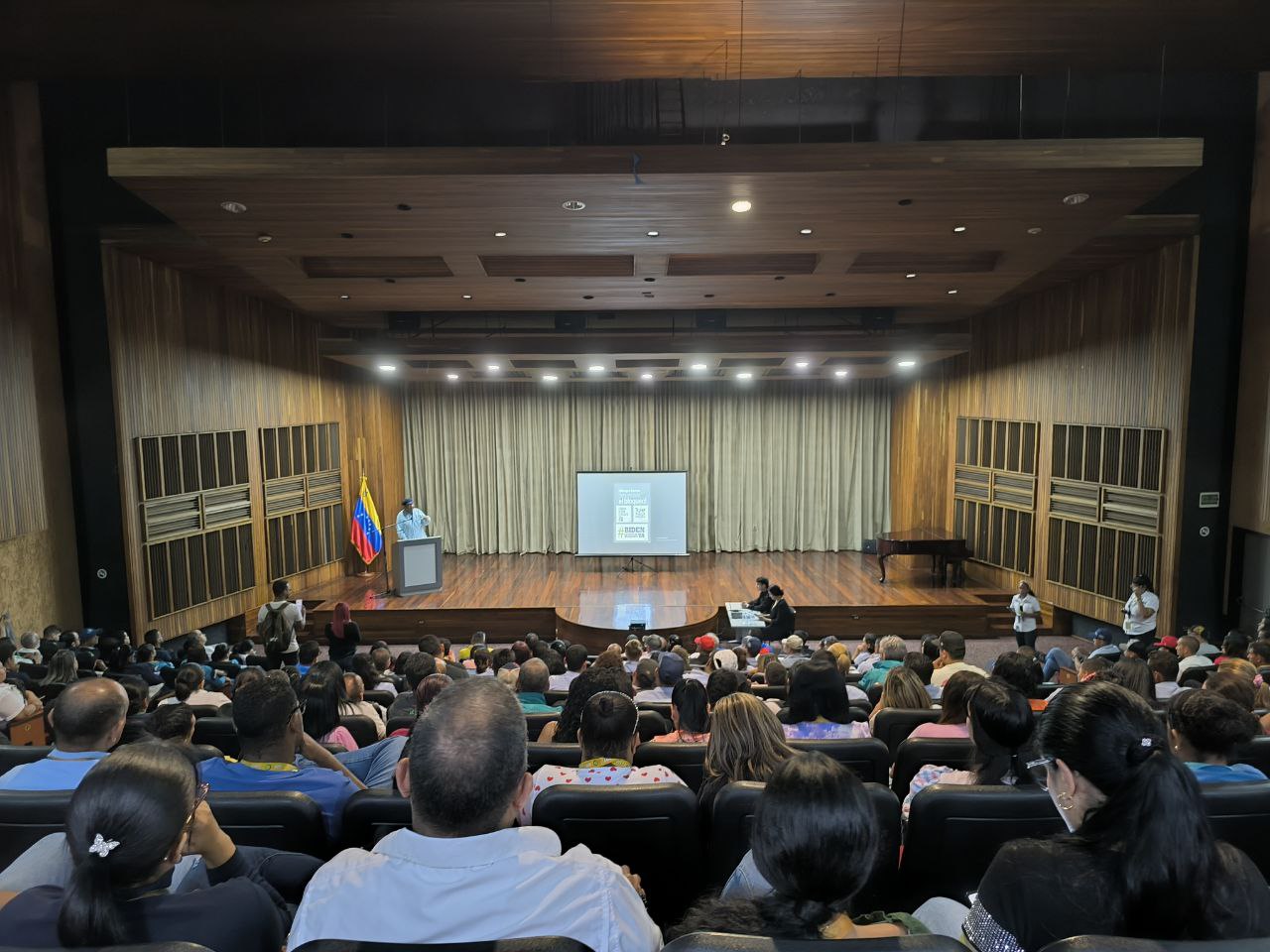 Ministro Corredor Pérez participa en el foro sobre el Bloqueo y su impacto a la clase obrera