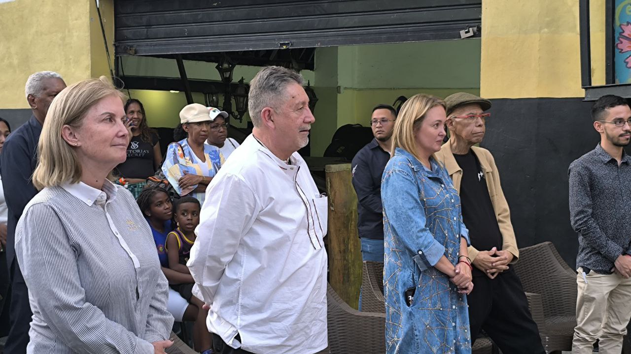 Ministro Alexis Corredor al Grupo Madera:  «Los mantenemos en el alma y en nuestra memoria».