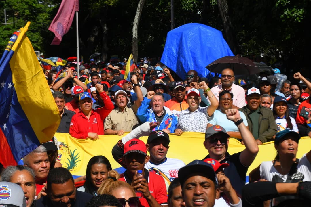 La clase obrera de todas las áreas se movilizaron en Caracas como parte del apoyo que le otorgan al Presidente, Nicolás Maduro.