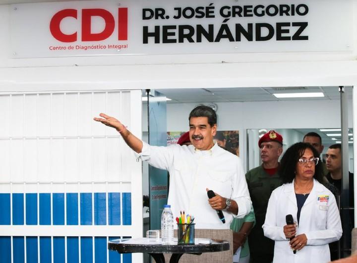 Presidente Nicolás Maduro hace entrega al pueblo de nuevos CDI en Caracas, Miranda y Sucre.