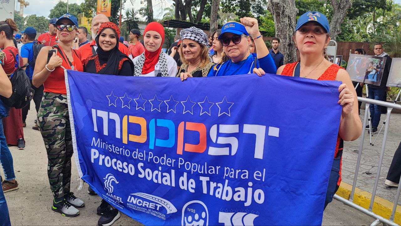 La clase obrera venezolana se manifiesta en apoyo al pueblo de Palestina.
